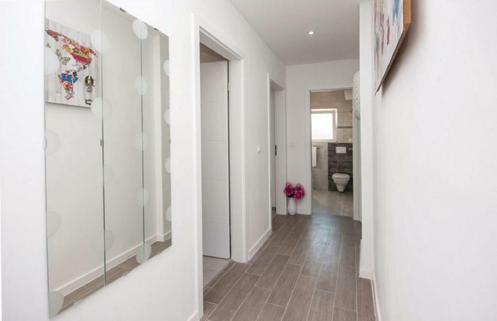 Apartmani Riva Rogoznica  Kültér fotó
